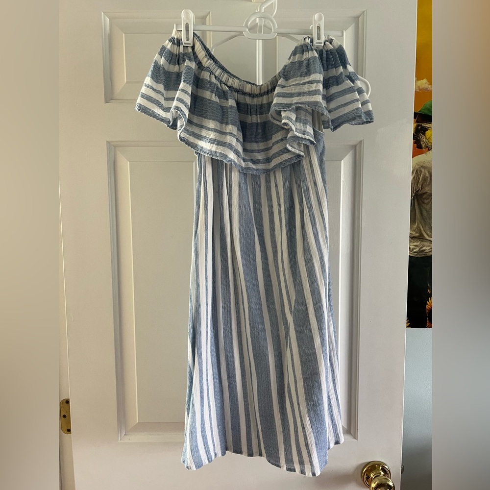 Off-the-shoulder blue and white striped dress